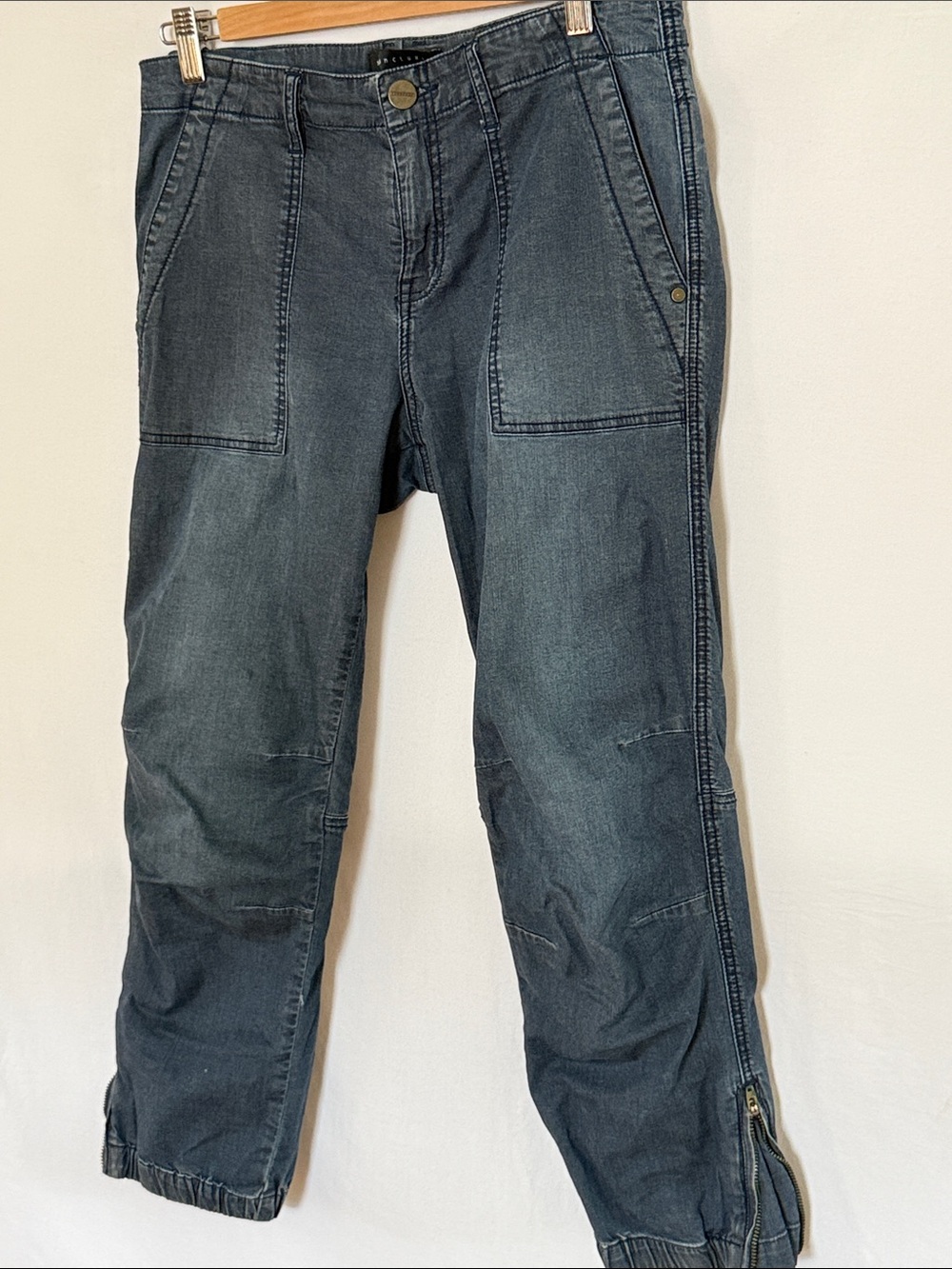 Sanctuary- Relaxed Utility Jeans in Washed Black for Men US29